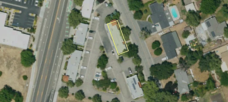 7050 Atascadero Ave