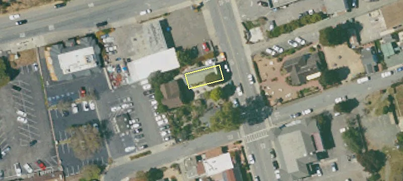 4121 Burton Dr