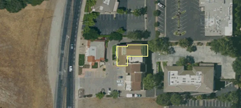 680 Alamo Pintado Rd
