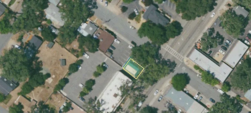 200 Main St