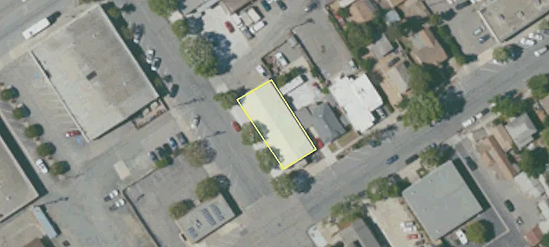 328 Bassett St