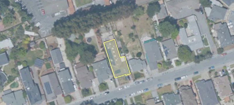 304 22nd Ave