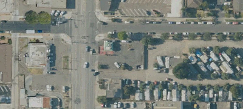 1024 Broadway