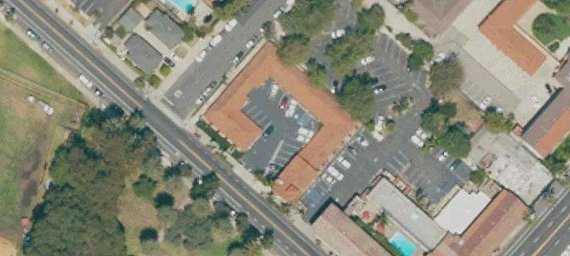 22 Castillo St