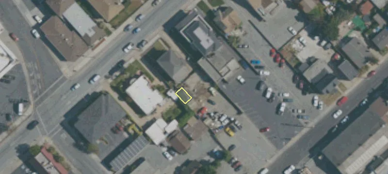 220 Lk Ave