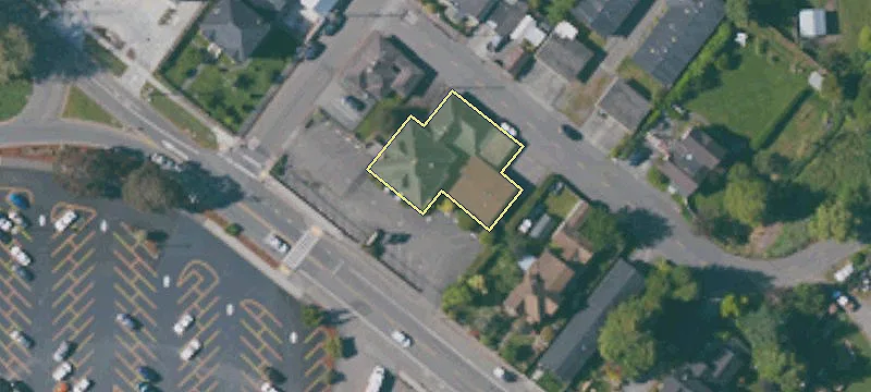 2020 Main St