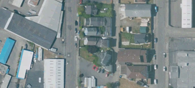 1437 Albee St