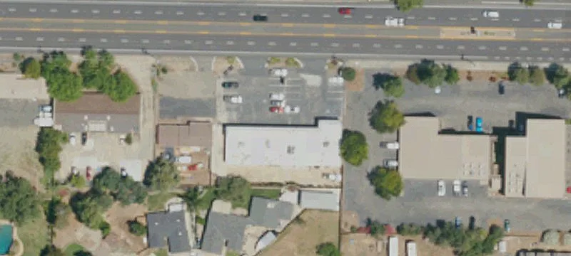 9172 Greenback Ln