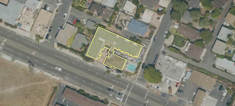 1404 Coast Hwy