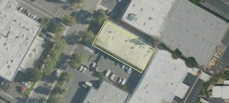3550 Cadillac Ave