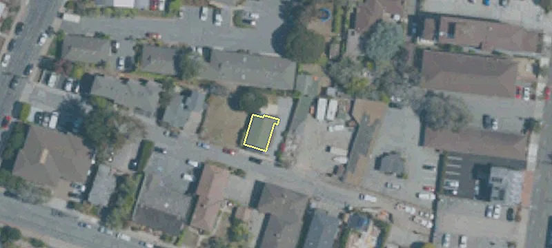 150 Davis Ln