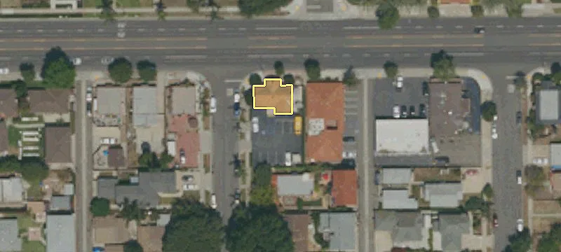 802 Chapman Ave