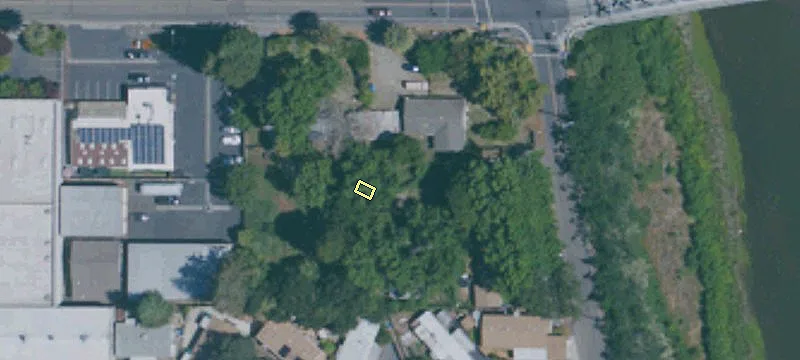 3 Healdsburg Ave