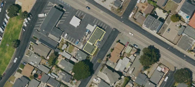 396 Ocean Ave