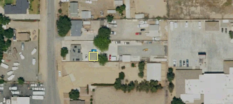 3951 Ctr Ave
