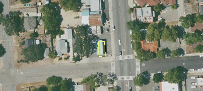 703 Spg St