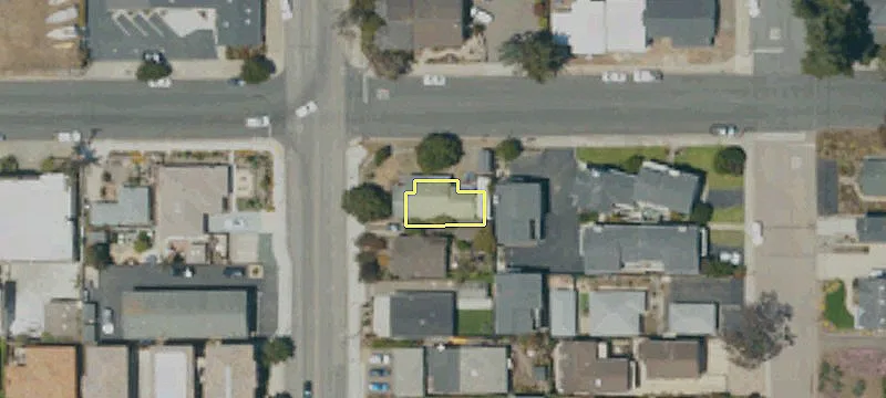 598 Main St