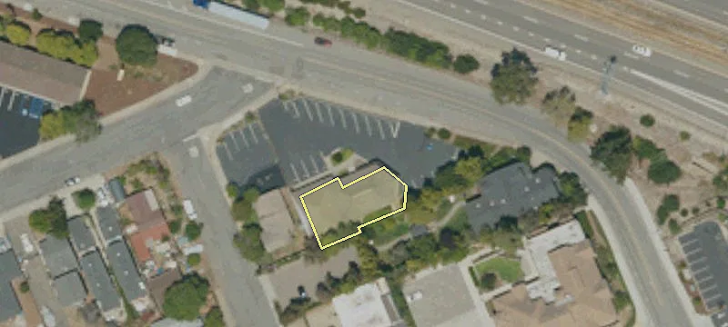 411 El Camino Real