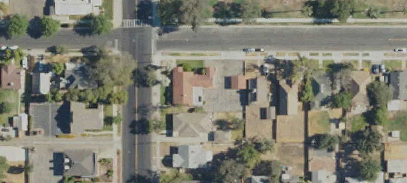 819 Douty St