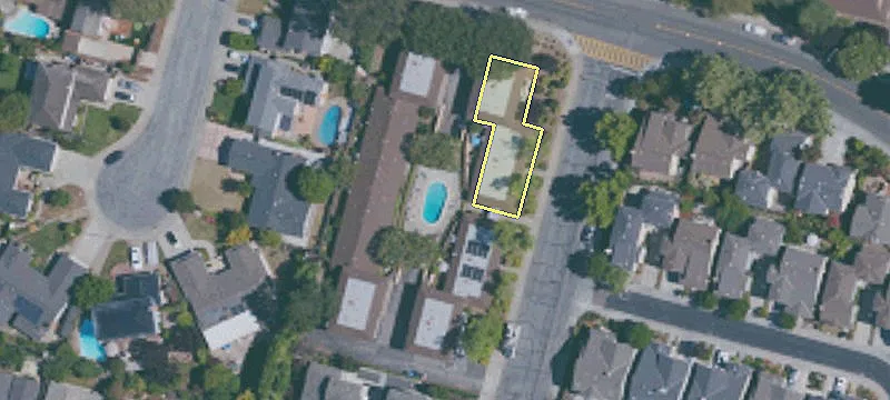 225 Lometa Ave