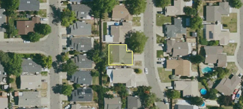 8525 Meandering Way
