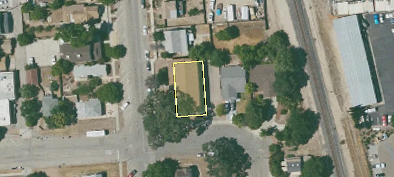 1502 Pne St
