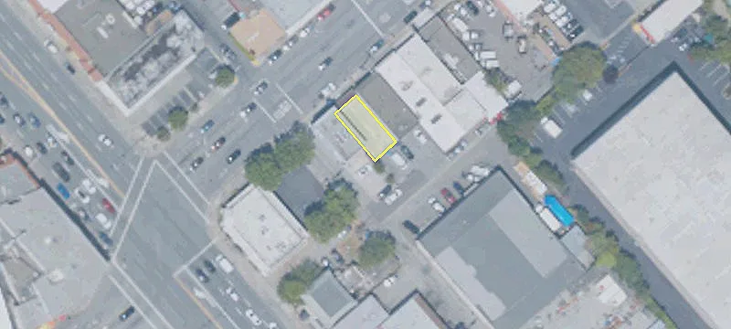 14 25th Ave