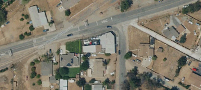 7010 Jurupa Rd