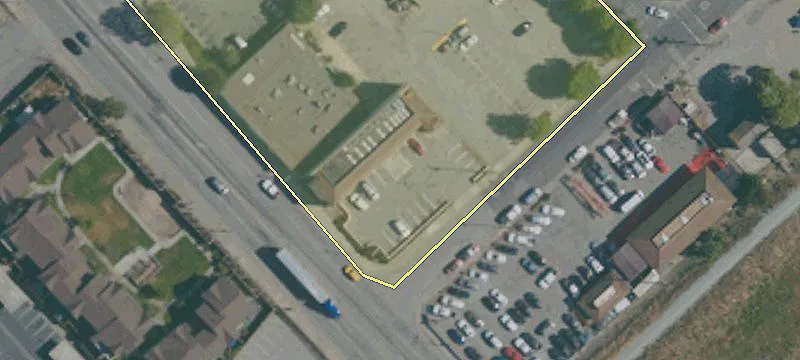 100 Main St, Unit 204