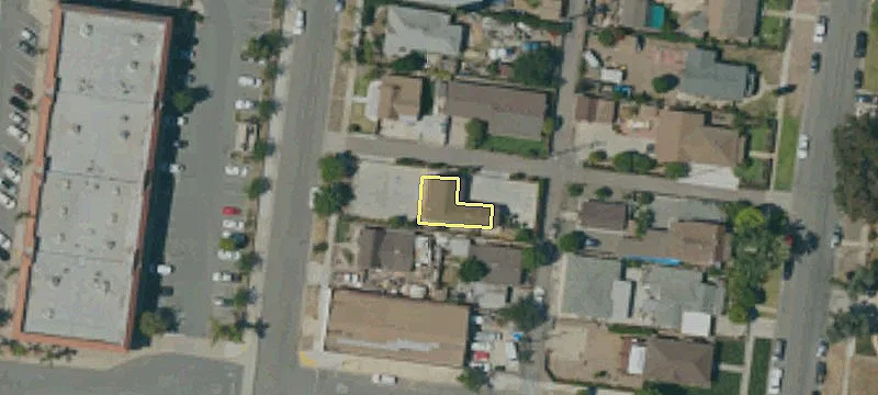 415 Ramona Ave