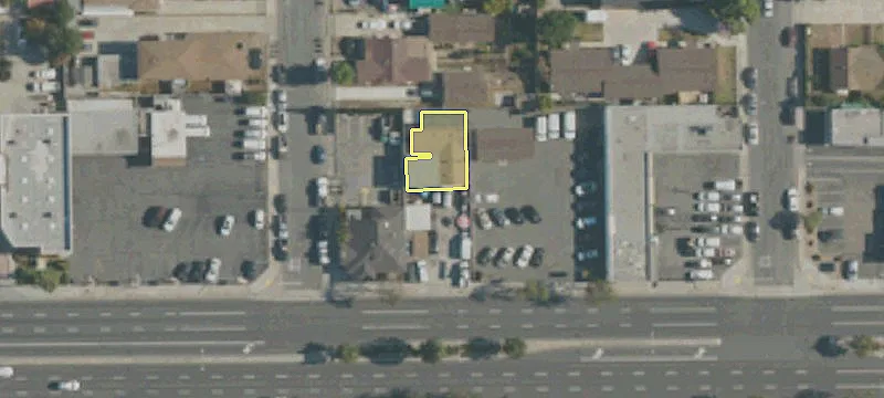 9087 Gdn Grv Blvd