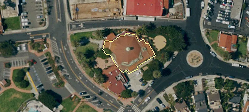 140 Avenida Pico