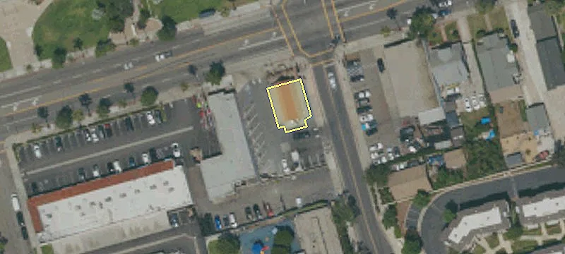 800 Lincoln Ave