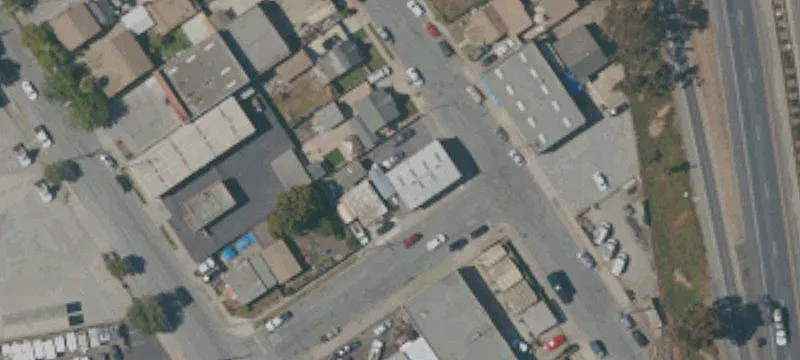 10 Neil St