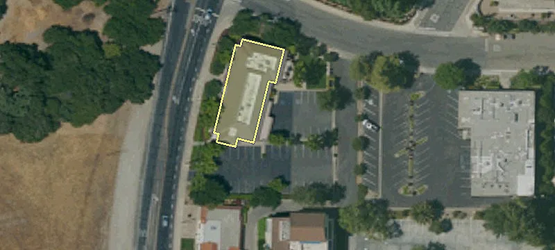 690 Alamo Pintado Rd