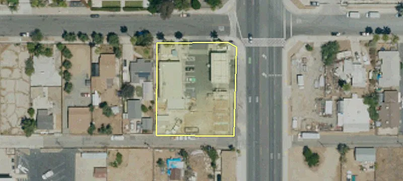216 Perris Blvd