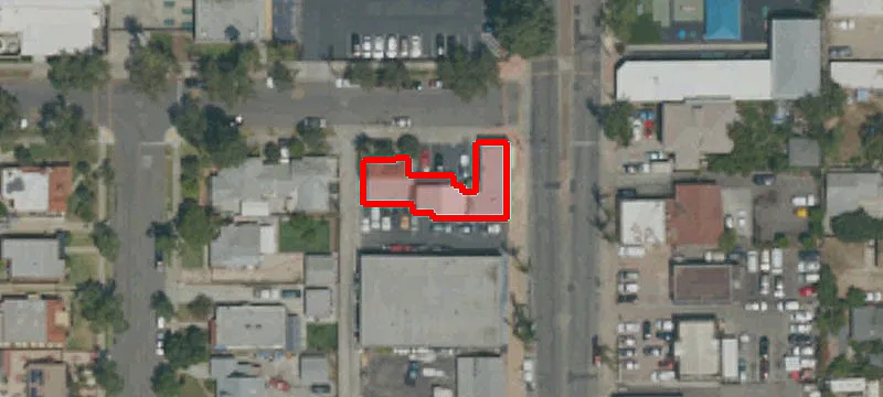 108 Russell Ave