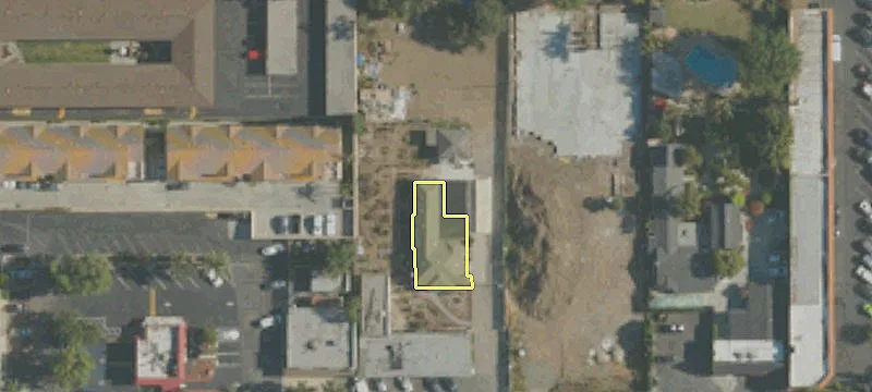 881 Whittier Blvd