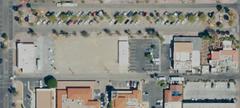 78065 Avenida La Fonda