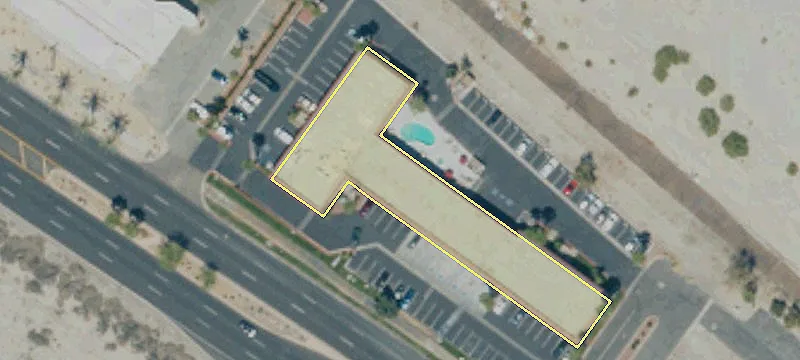 69570 Hwy 111