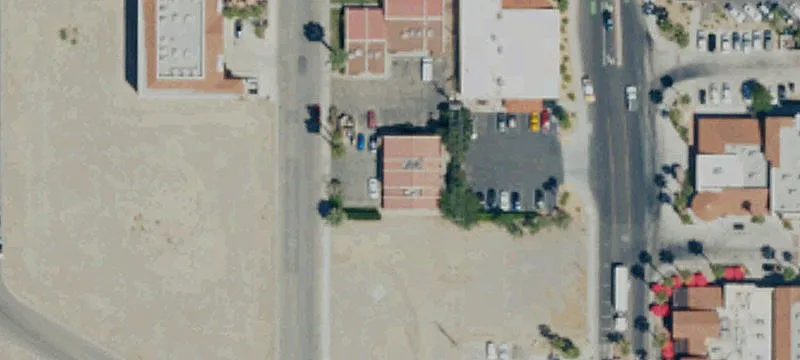 51100 Avenida Navarro