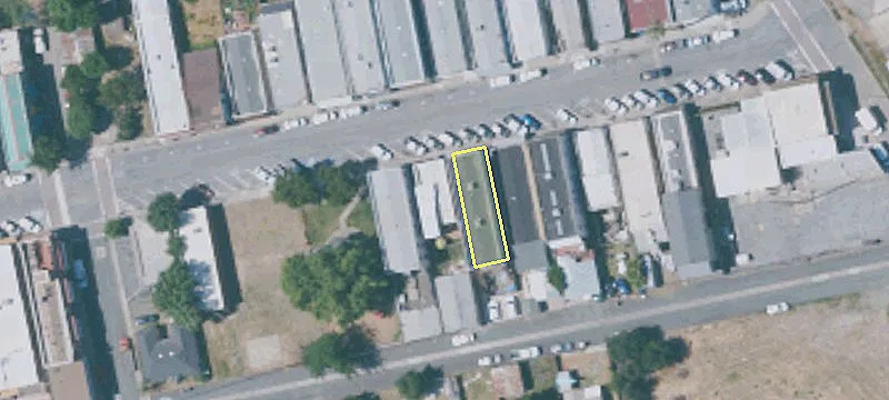 48 Main St