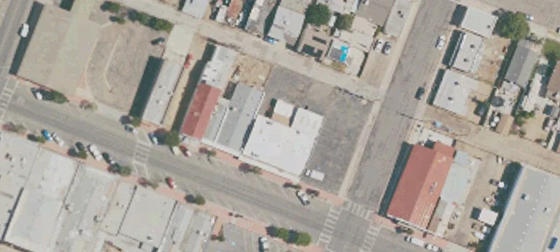 306 Ctr St