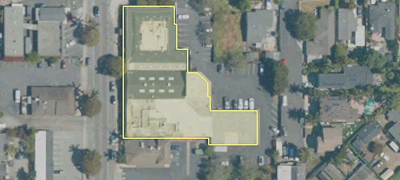 920 41st Avec