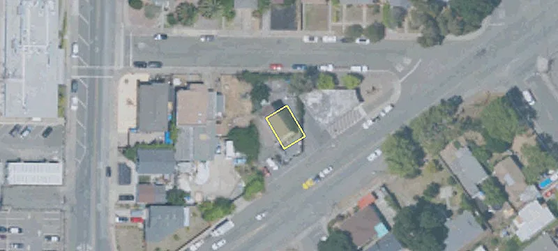 1222 Solano Ave