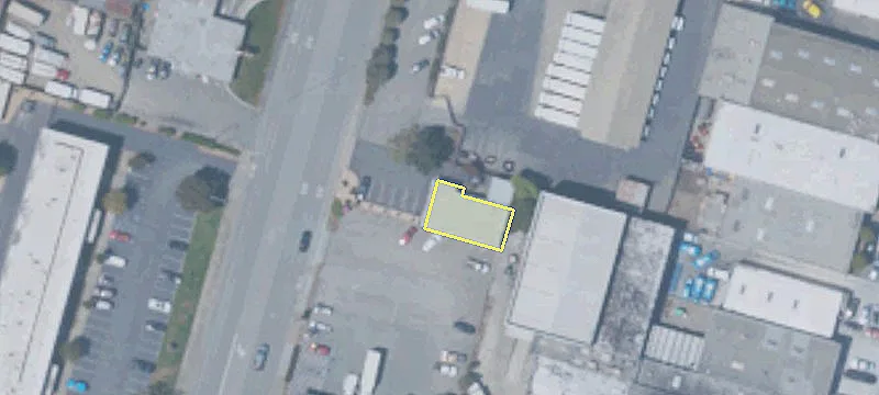 135 Spruce Ave