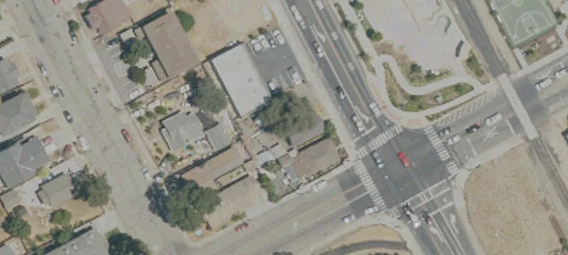448 Yosemite Ave