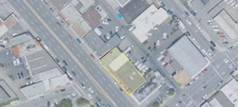 2333 El Camino Real