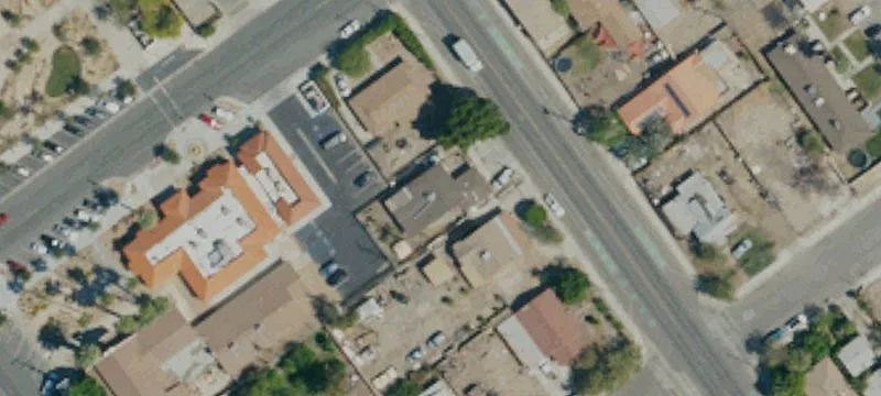 1043 Vine Ave