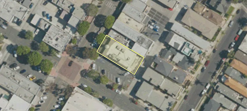 208 Main St